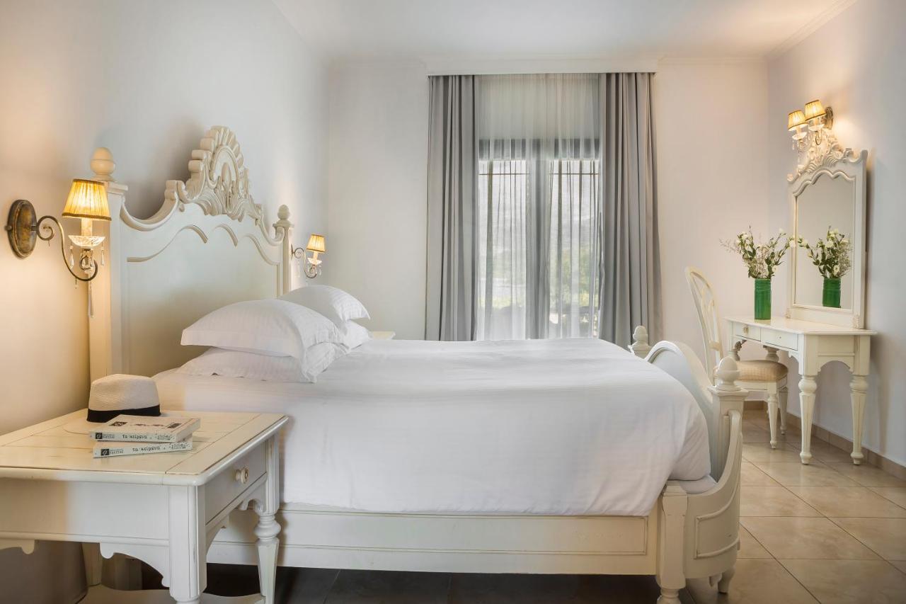 Superior Double or Twin Room,1272727909:JPEG