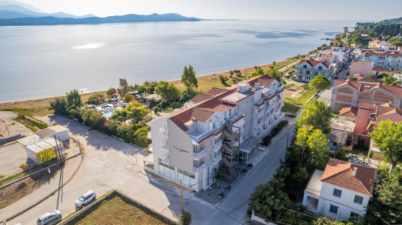 Δίκλινο Δωμάτιο με θέα στην Πόλη