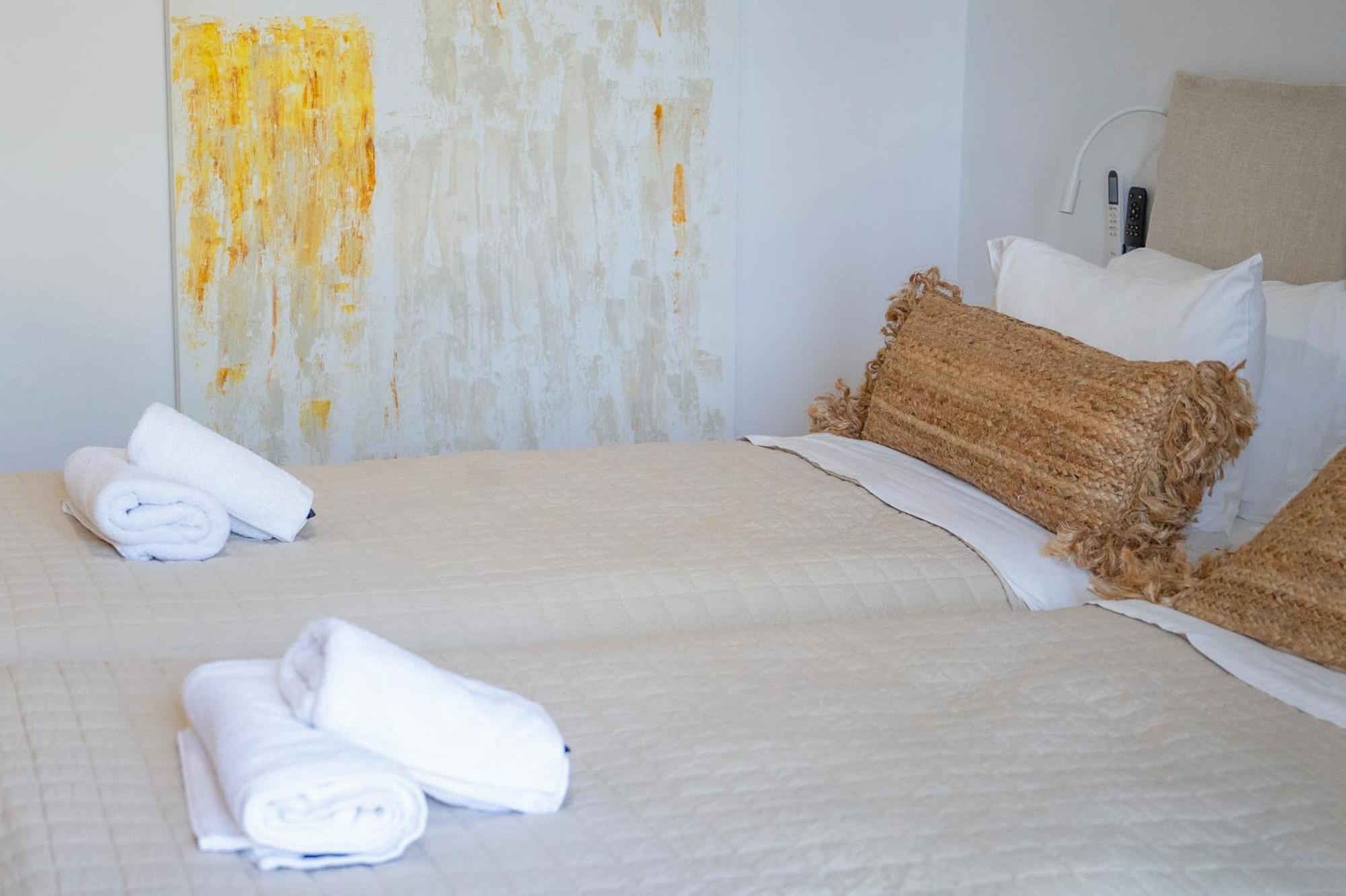Deluxe Double or Twin Room Pool View