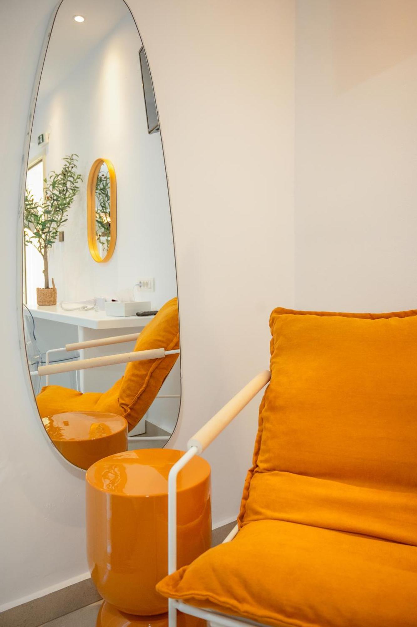 Deluxe Double or Twin Room Pool View