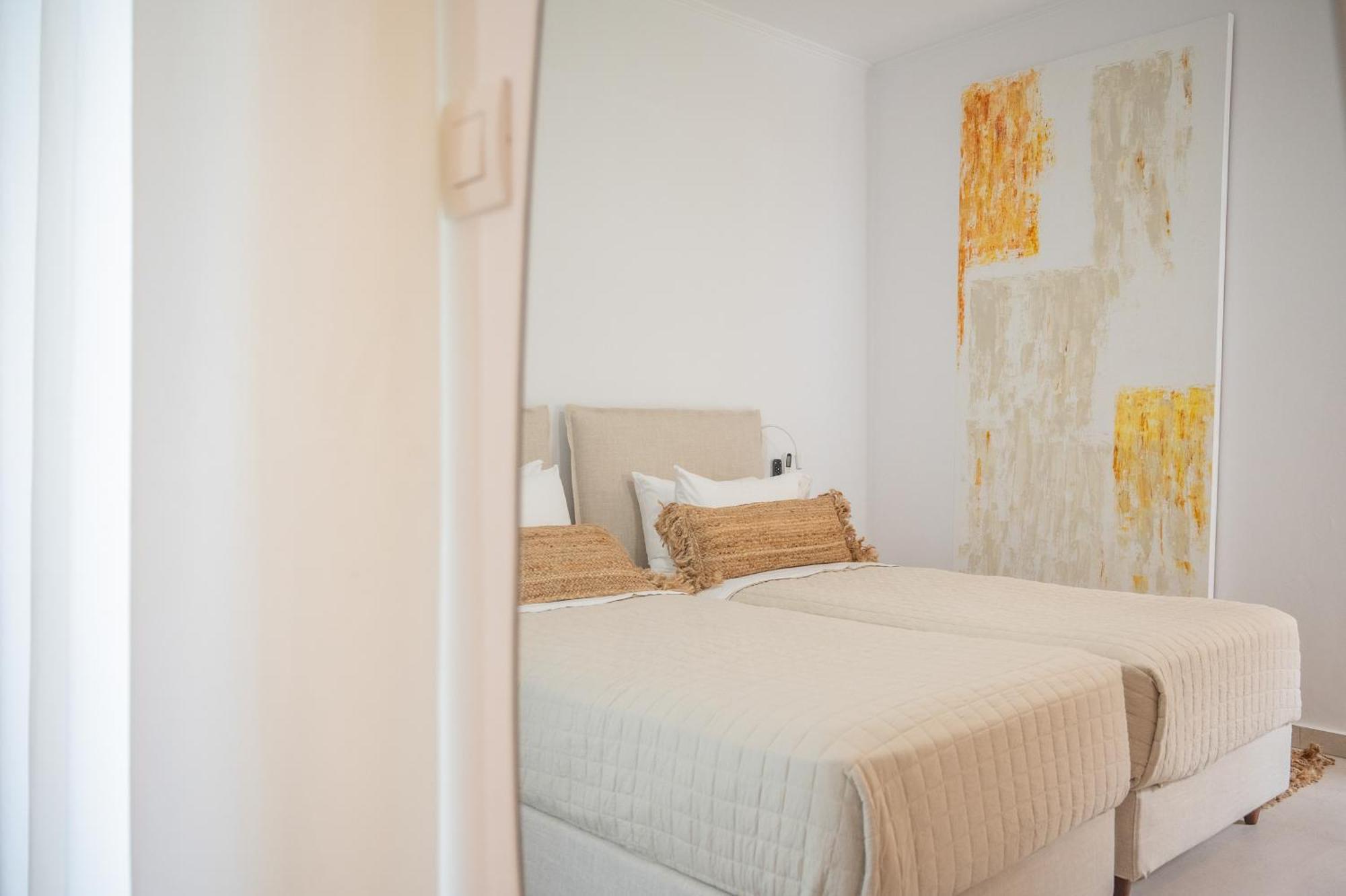 Deluxe Double or Twin Room Pool View