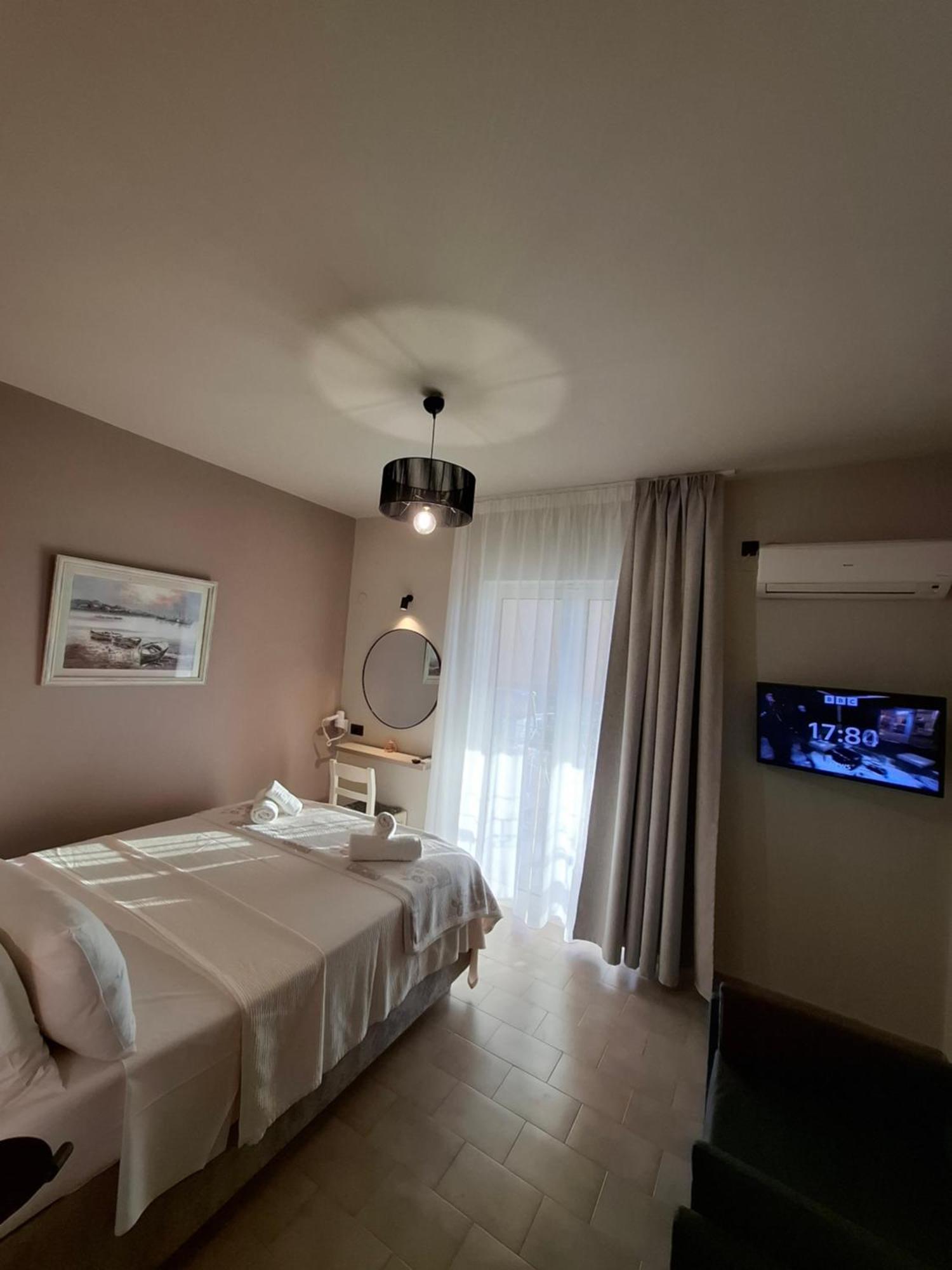One-Bedroom Apartment Sea View-Highest Point
