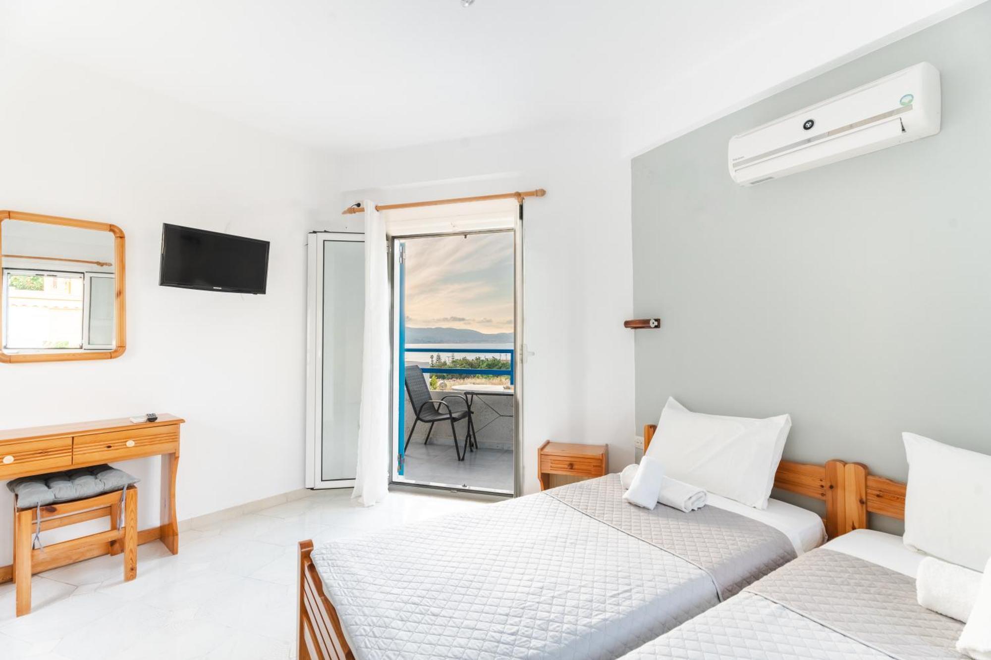 Studio with Sea View