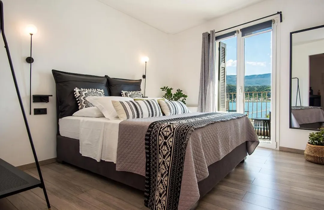 A & B Minimal Suite With Sea View In Argostoli-1