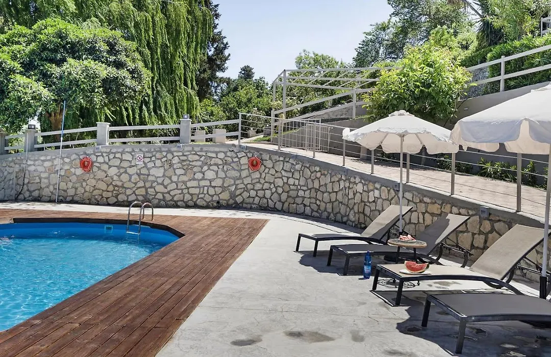Monte Verde Apartments-1