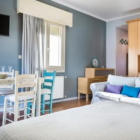 Central Apartment-2