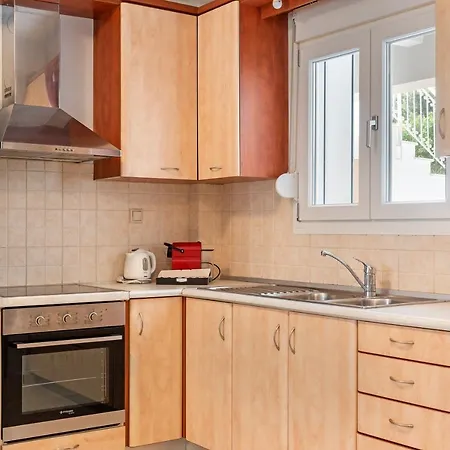Lagadi Apartment 8-3