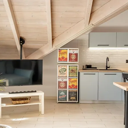 De Bosset Apartment 1-2