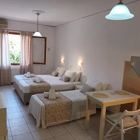 Argostoli Rooms-2