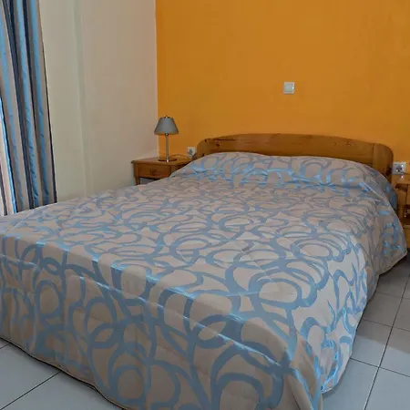 Sea Breeze Apartments-3