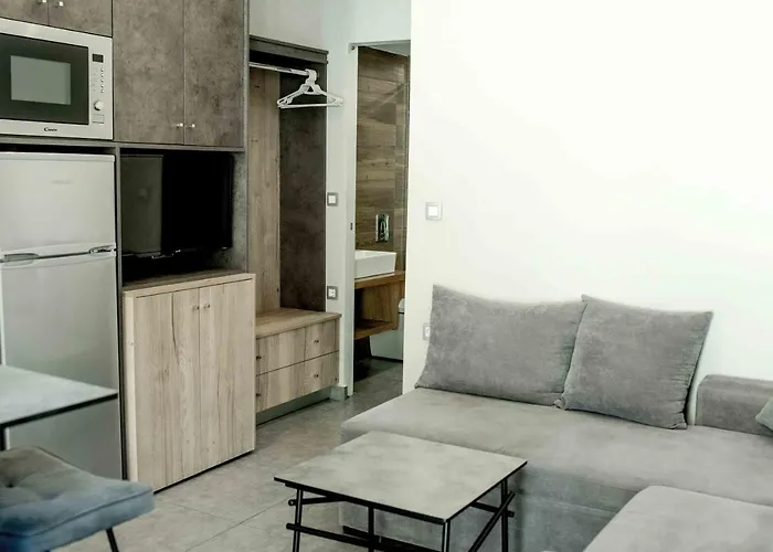 Makis Suite In The City Argostoli 