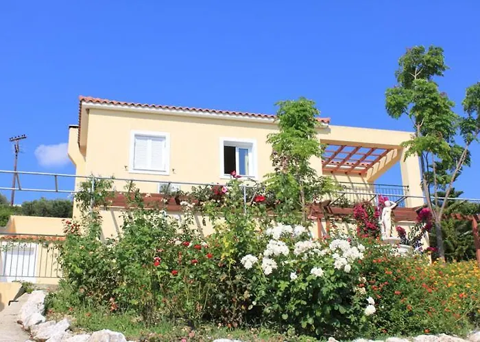 Maria'S Garden Apartments Lassi 