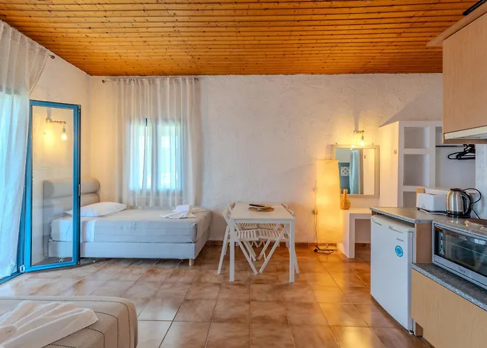Lassi (Kefalonia) Pet Friendly Lodging and Hotels near Archaeological Museum of Argostoli