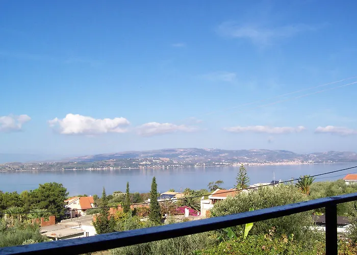 Pet friendly Raymondos Apartments Lassi 